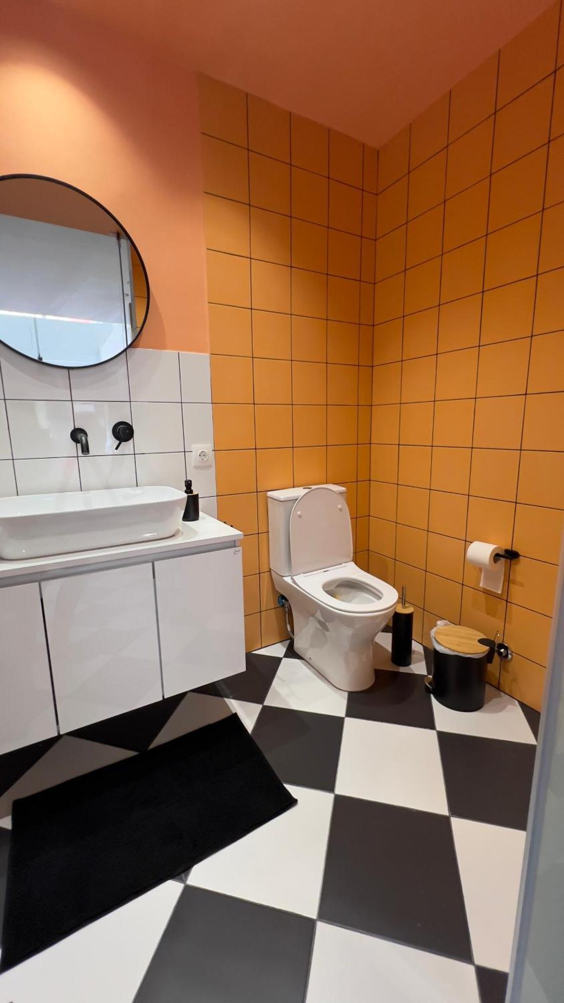 Groovy Getaways Apartment